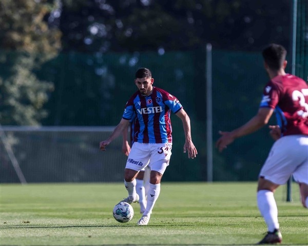 Trabzonspor'un ilk hazırlık maçından kareler. Foto Haber 4