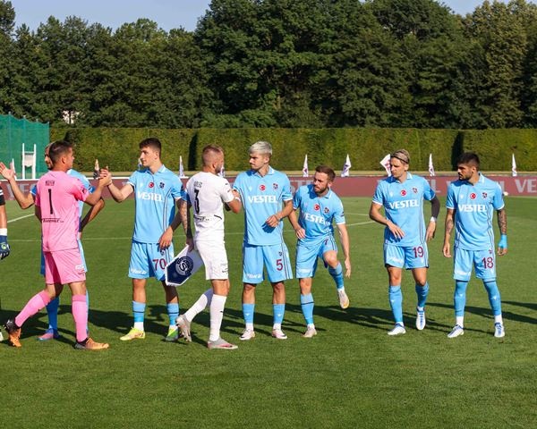 Trabzonspor - Slovacko maçında neler oldu? Foto Haber 37