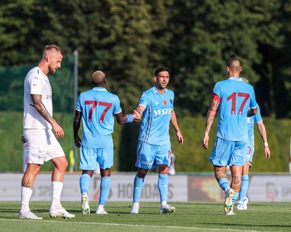 Trabzonspor - Slovacko maçında neler oldu? Foto Haber 31