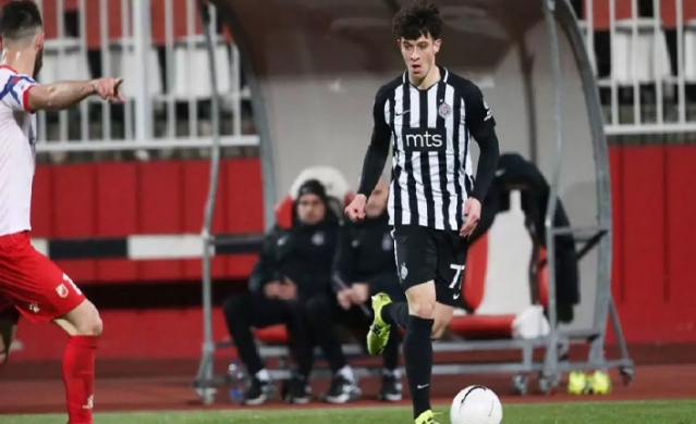 Trabzonspor'da günün transfer dedikoduları. Foto Haber 8