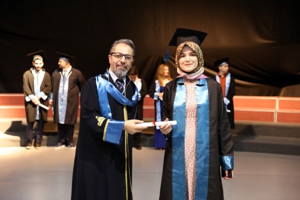 KTÜ Diş Hekimliği Fakültesi'nde Mezuniyet Coşkusu. Foto Haber 24