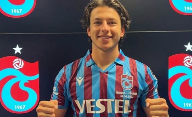 Enis Destan'a çifte talip! 2 ayrı ülkeden Trabzonspor'un kapısını çalacaklar. Foto Haber 4