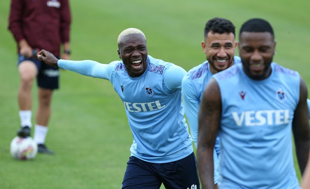 Trabzonspor günü çift antrenman ile tamamladı. Foto Haber 6