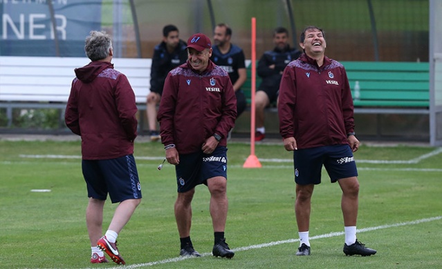 Trabzonspor günü çift antrenman ile tamamladı. Foto Haber 13