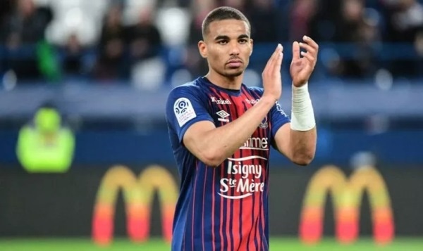 Trabzonspor'da stopere iki aday daha! 5