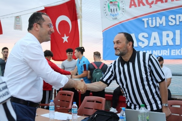 Akçaabat’ta bilek güreşi turnuvası yapıldı. Foto Galeri 6