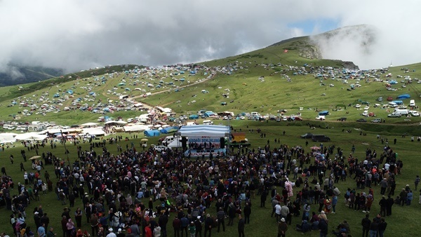 Trabzon Sis Dağında muhteşem festival. Foto Galeri 11