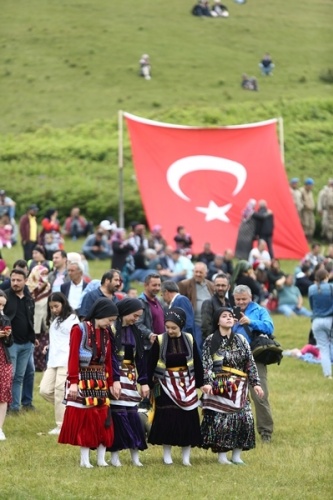 Trabzon Sis Dağında muhteşem festival. Foto Galeri 26