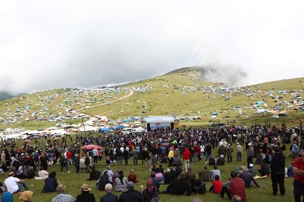 Trabzon Sis Dağında muhteşem festival. Foto Galeri 17
