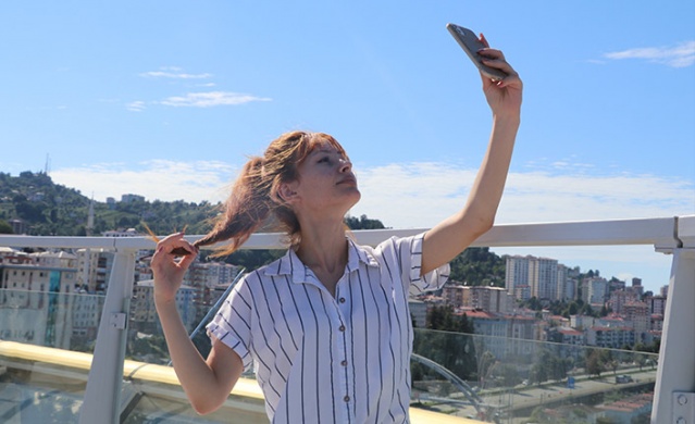 Dev çay bardağı yoğun ilgi görüyor. Foto Galeri 3