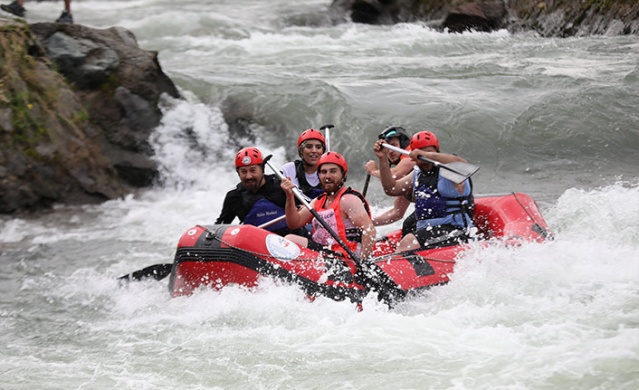 Rize'de ülkeler arası rafting yarışması yapıldı. Foto Haber 5
