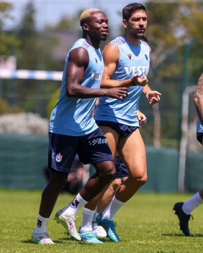 Trabzonspor Süper Kupa Finali'nde karşılaşacağı Sivasspor müsabakasına hazırlanıyor 18