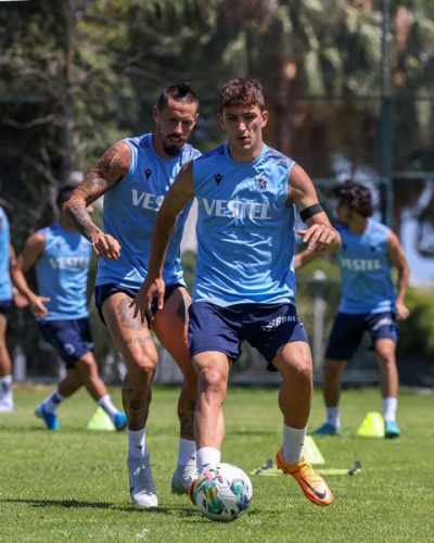 Trabzonspor Süper Kupa Finali'nde karşılaşacağı Sivasspor müsabakasına hazırlanıyor 25