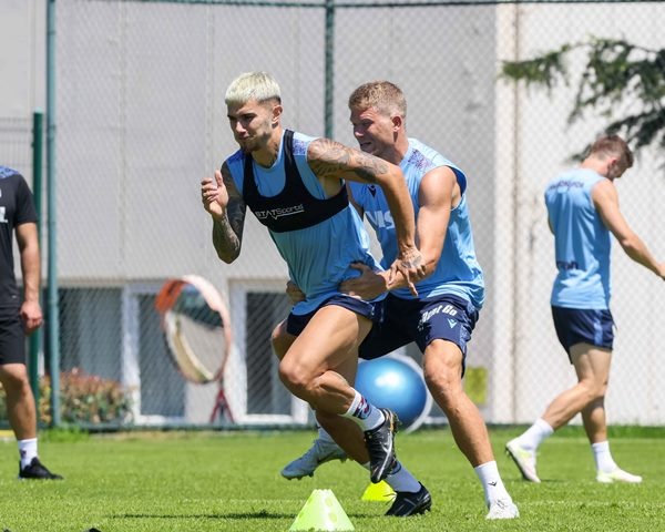 Trabzonspor Süper Kupa Finali'nde karşılaşacağı Sivasspor müsabakasına hazırlanıyor 35