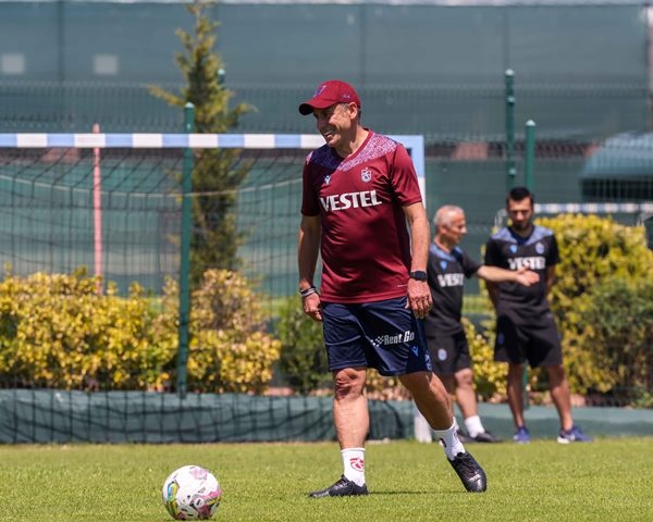 Trabzonspor Süper Kupa Finali'nde karşılaşacağı Sivasspor müsabakasına hazırlanıyor 37