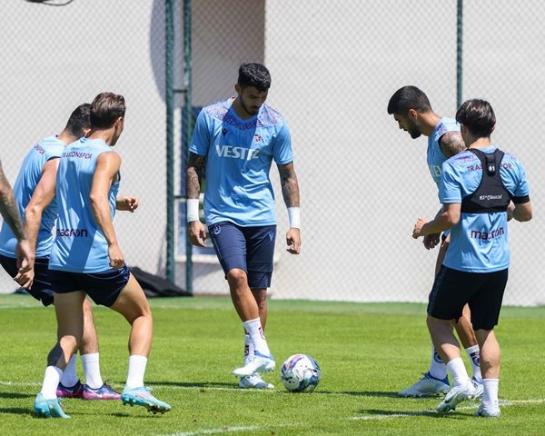 Trabzonspor Süper Kupa Finali'nde karşılaşacağı Sivasspor müsabakasına hazırlanıyor 46