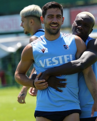 Trabzonspor Süper Kupa Finali'nde karşılaşacağı Sivasspor müsabakasına hazırlanıyor 17