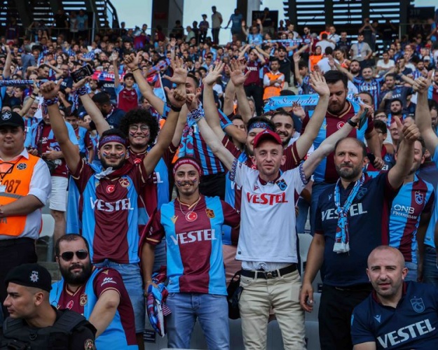 Trabzonspor - Sivasspor maçından kareler. Foto Haber 9