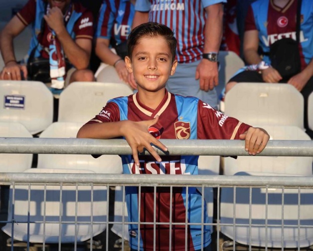 Trabzonspor - Sivasspor maçından kareler. Foto Haber 8