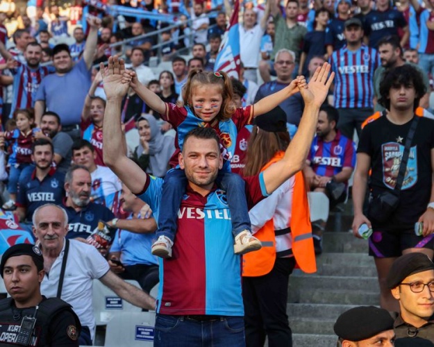 Trabzonspor - Sivasspor maçından kareler. Foto Haber 14