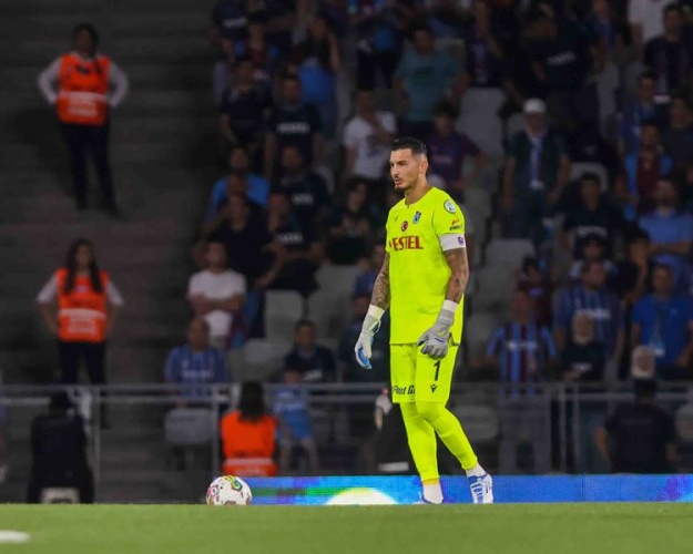 Trabzonspor - Sivasspor maçından kareler. Foto Haber 11