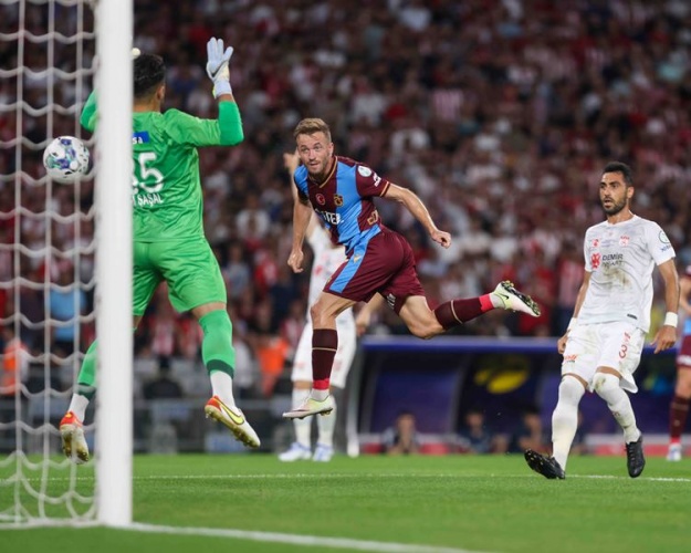 Trabzonspor - Sivasspor maçından kareler. Foto Haber 34