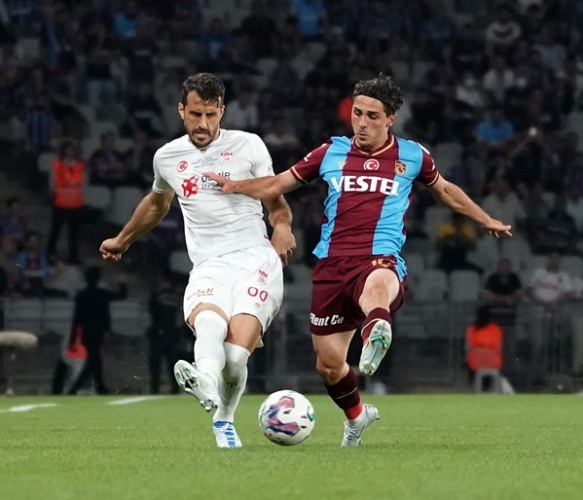 Trabzonspor - Sivasspor maçından kareler. Foto Haber 50