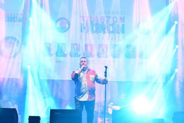 Trabzon'da Horon Festivali sona erdi. Foto Galeri 17