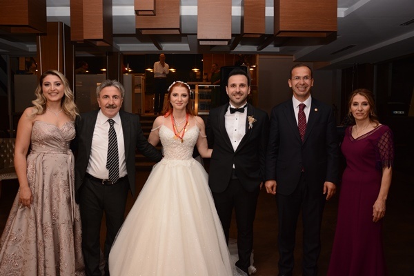 Mahmut Serkan Yazıcı ve Aysun Parlar dünya evine girdi. Foto Haber 2