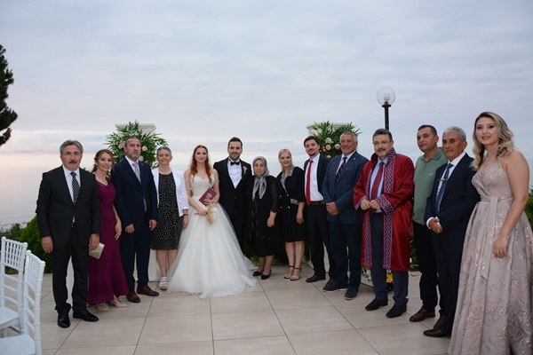 Mahmut Serkan Yazıcı ve Aysun Parlar dünya evine girdi. Foto Haber 3