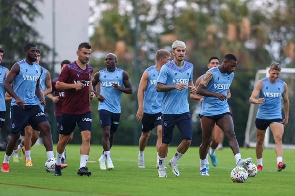 Trabzonspor lige hazırlanıyor. Foto Haber 18
