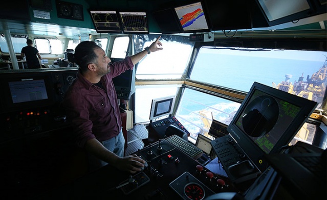 Trabzon Limanı'nda 30 yıl sonra yapılan dip taramasında 100 ton çöp çıktı. Foto Haber 11