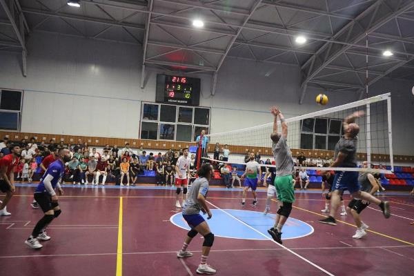 Akçaabat’ta voleybol turnuvası sona erdi. Foto Haber 3