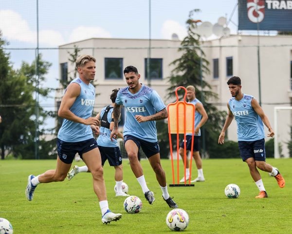 Trabzonspor   Lig'in ilk haftasında karşılaşacağı İstanbulspor maçı hazırlıklarını tamamladı. Foto Haber - 4 Ağustos 2022 41