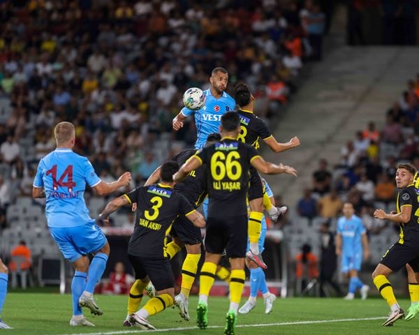 İstanbulspor - Trabzonspor maçında neler oldu? 15 Eylül 2022 - Foto Haber 48