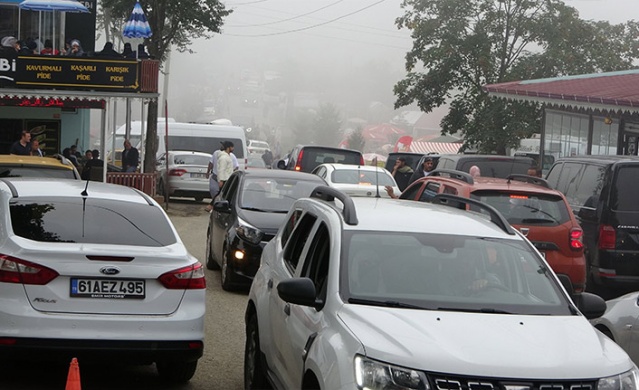 Arap turistler Trabzon'da en çok yaylaları tercih ediyor. Foto Haber 8