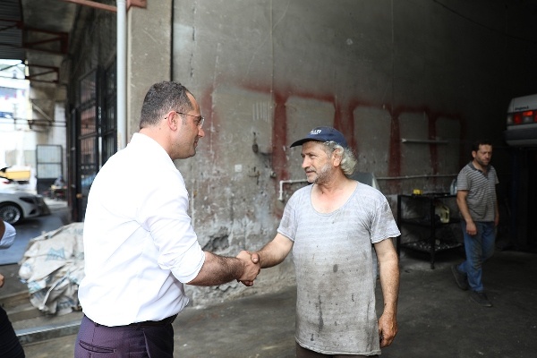 Günnar ve Ekim vatandaşlarla bir araya geldi. Foto Haber 3