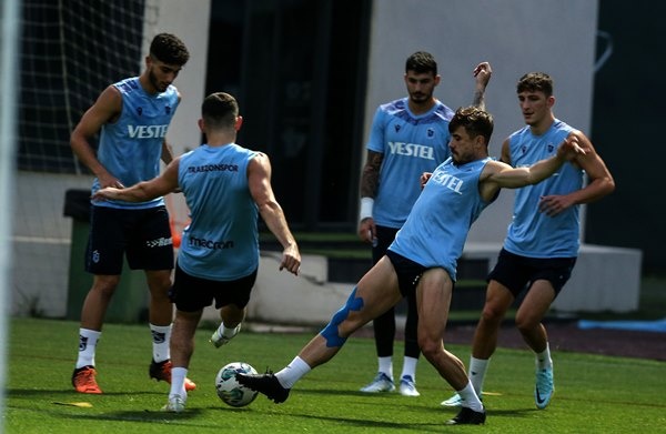 Trabzonspor Atakaş Hatayspor hazırlıklarını sürdürüyor. 10 Ağustos 2022 - Foto Haber 36