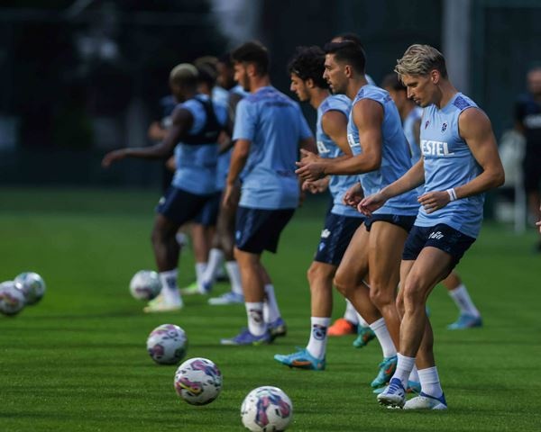 Trabzonspor Atakaş Hatayspor hazırlıklarını sürdürüyor. 10 Ağustos 2022 - Foto Haber 34