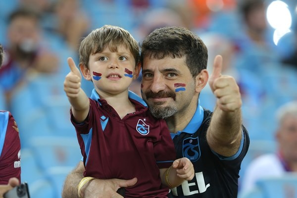 Trabzonspor-Hatayspor maçında neler oldu? Foto Haber 33