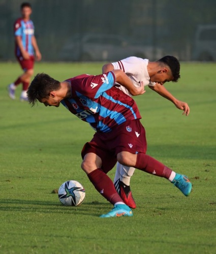 Trabzonspor rezerv takımı Hatayspor ile berabere. Foto Haber 12