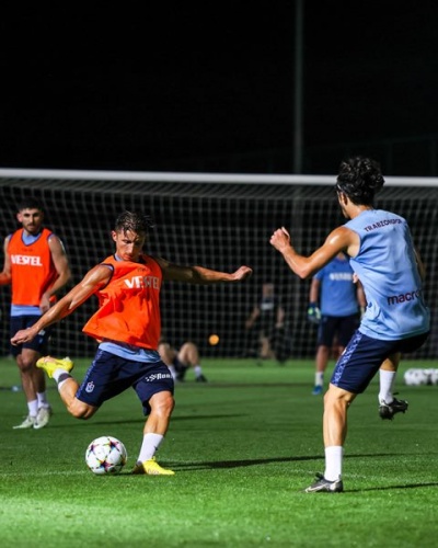 Trabzonspor Kopenhag maçı hazırlıklarına başladı! Bardhi ilk antrenmanında. Foto Galeri 36