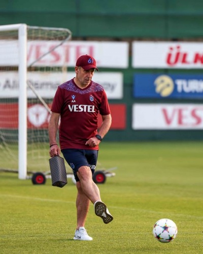 Trabzonspor Kopenhag maçı hazırlıklarına başladı! Bardhi ilk antrenmanında. Foto Galeri 30