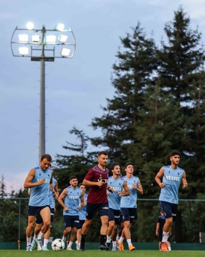 Trabzonspor Kopenhag maçı hazırlıklarına başladı! Bardhi ilk antrenmanında. Foto Galeri 34