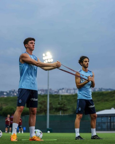 Trabzonspor Kopenhag maçı hazırlıklarına başladı! Bardhi ilk antrenmanında. Foto Galeri 23