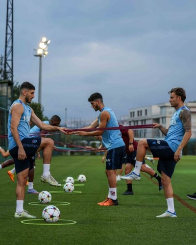 Trabzonspor Kopenhag maçı hazırlıklarına başladı! Bardhi ilk antrenmanında. Foto Galeri 49