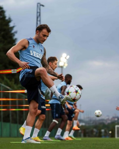 Trabzonspor Kopenhag maçı hazırlıklarına başladı! Bardhi ilk antrenmanında. Foto Galeri 24