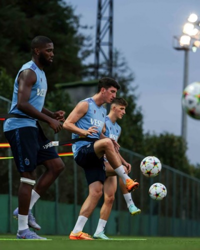 Trabzonspor Kopenhag maçı hazırlıklarına başladı! Bardhi ilk antrenmanında. Foto Galeri 48