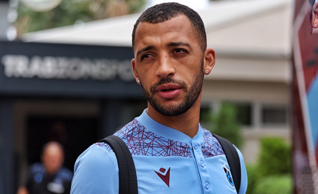 Trabzonspor, Antalya'ya uçtu. Foto Galeri 20