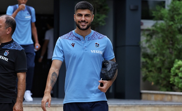 Trabzonspor, Antalya'ya uçtu. Foto Galeri 11